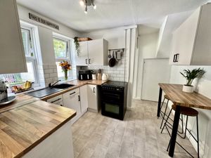 Photo 8- click for photo gallery